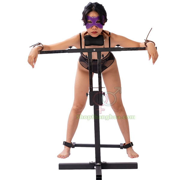 Dụng cụ SM cố định bạn tình theo tư thế doggy